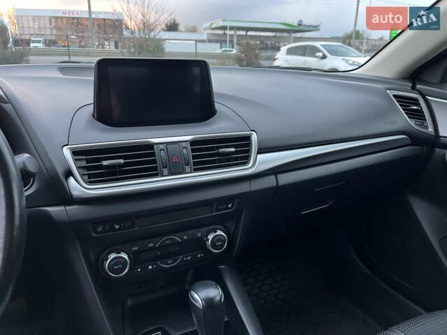 Белый Мазда 3, объемом двигателя 1.5 л и пробегом 144 тыс. км за 14500 $, фото 17 на Automoto.ua