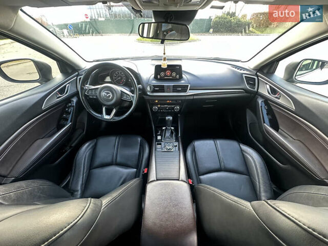 Мазда 3 2017 у Києві на Automoto.ua Білий Мазда 3, об'ємом двигуна 2 л та пробігом 197 тис. км за 12199 $, фото 36 на Automoto.ua