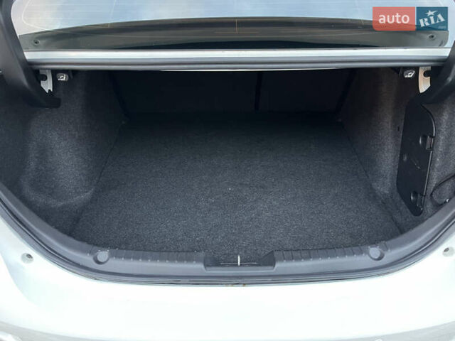 Белый Мазда 3, объемом двигателя 1.5 л и пробегом 144 тыс. км за 14500 $, фото 30 на Automoto.ua