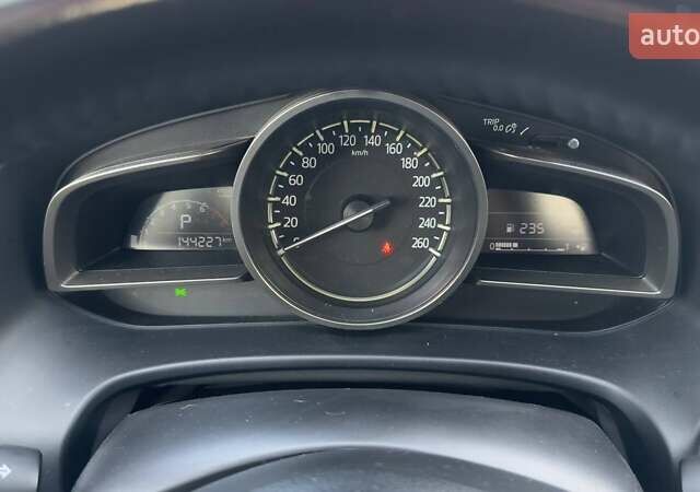 Білий Мазда 3, об'ємом двигуна 1.5 л та пробігом 144 тис. км за 13500 $, фото 11 на Automoto.ua