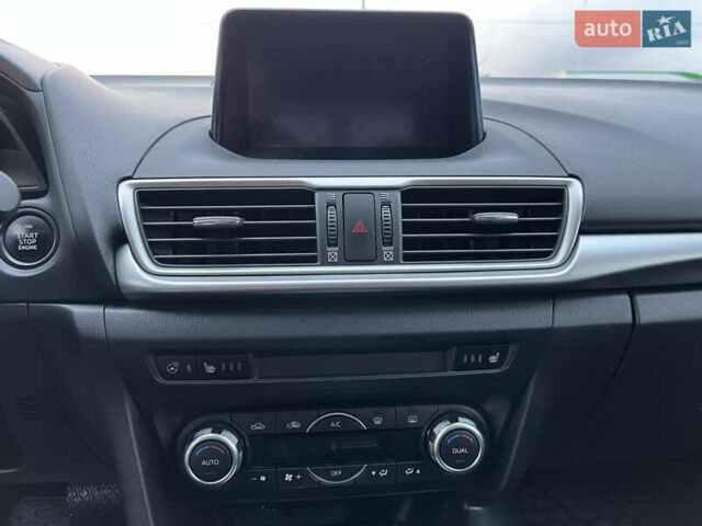 Белый Мазда 3, объемом двигателя 1.5 л и пробегом 144 тыс. км за 14500 $, фото 20 на Automoto.ua