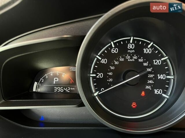 Белый Мазда 3, объемом двигателя 2 л и пробегом 39 тыс. км за 13000 $, фото 12 на Automoto.ua