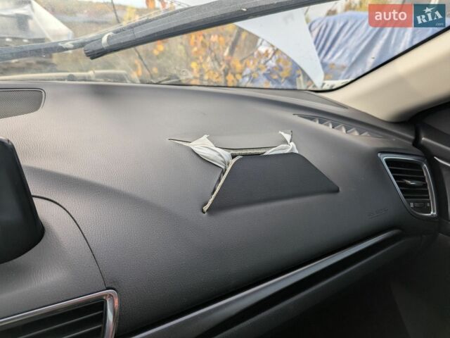 Белый Мазда 3, объемом двигателя 2 л и пробегом 80 тыс. км за 7650 $, фото 22 на Automoto.ua