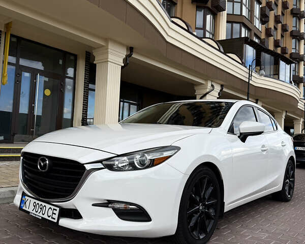 Белый Мазда 3, объемом двигателя 2 л и пробегом 193 тыс. км за 13500 $, фото 6 на Automoto.ua