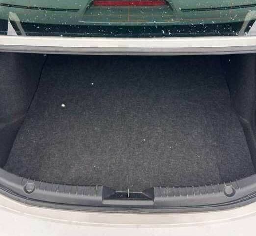 Белый Мазда 3, объемом двигателя 2 л и пробегом 130 тыс. км за 9330 $, фото 12 на Automoto.ua