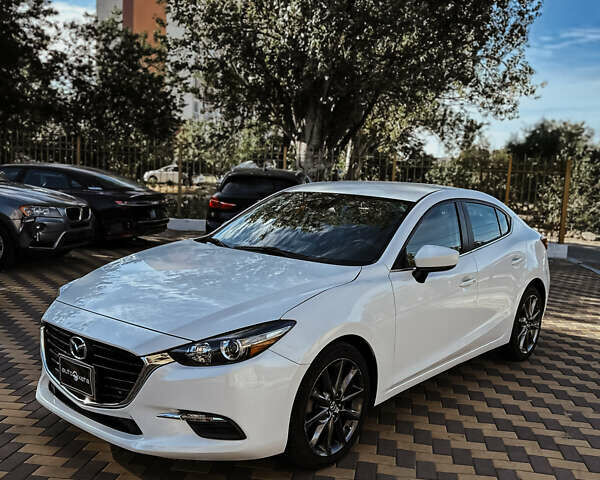 Білий Мазда 3, об'ємом двигуна 2.5 л та пробігом 103 тис. км за 15000 $, фото 2 на Automoto.ua