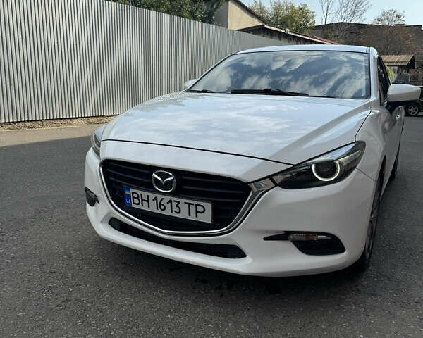 Белый Мазда 3, объемом двигателя 2.5 л и пробегом 97 тыс. км за 14700 $, фото 6 на Automoto.ua