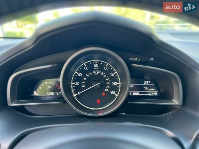 Белый Мазда 3, объемом двигателя 2.5 л и пробегом 100 тыс. км за 12300 $, фото 58 на Automoto.ua