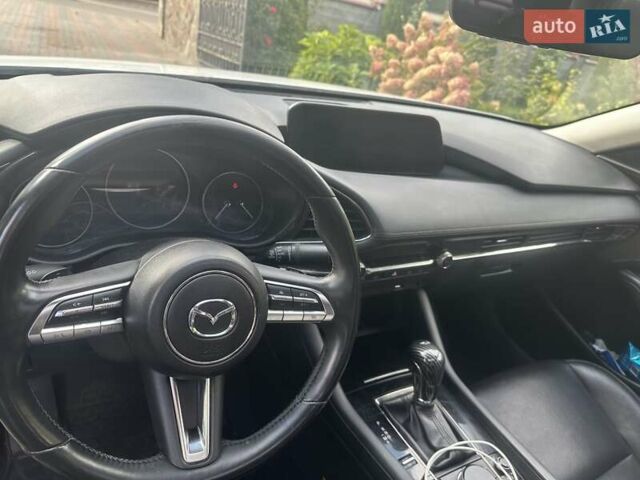 Білий Мазда 3, об'ємом двигуна 2.49 л та пробігом 83 тис. км за 17200 $, фото 9 на Automoto.ua