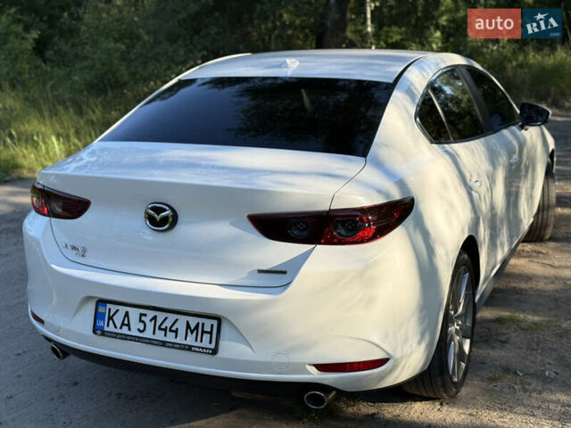 Белый Мазда 3, объемом двигателя 2.49 л и пробегом 72 тыс. км за 15500 $, фото 18 на Automoto.ua