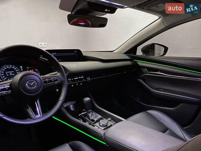 Белый Мазда 3, объемом двигателя 2.49 л и пробегом 65 тыс. км за 17999 $, фото 19 на Automoto.ua