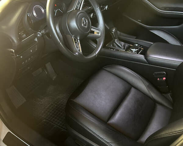 Белый Мазда 3, объемом двигателя 2.49 л и пробегом 152 тыс. км за 17800 $, фото 43 на Automoto.ua