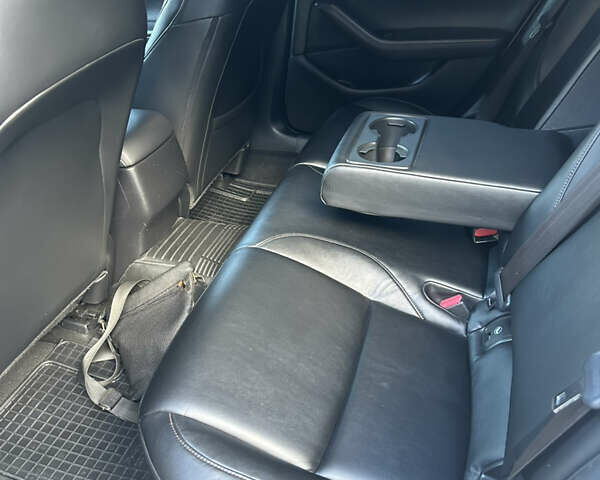 Белый Мазда 3, объемом двигателя 2.49 л и пробегом 152 тыс. км за 17800 $, фото 17 на Automoto.ua