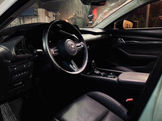 Белый Мазда 3, объемом двигателя 2.5 л и пробегом 140 тыс. км за 14300 $, фото 8 на Automoto.ua