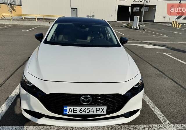 Белый Мазда 3, объемом двигателя 2.49 л и пробегом 65 тыс. км за 17999 $, фото 11 на Automoto.ua