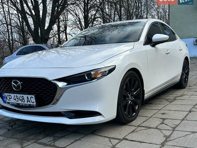 Белый Мазда 3, объемом двигателя 2.49 л и пробегом 152 тыс. км за 17800 $, фото 1 на Automoto.ua