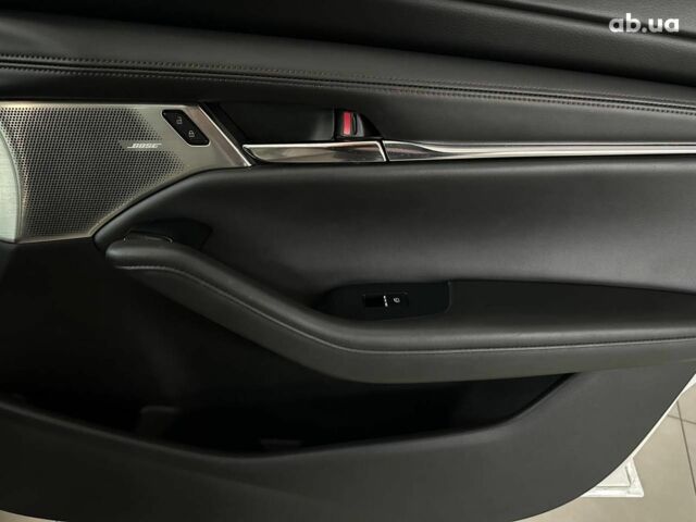 Белый Мазда 3, объемом двигателя 2.5 л и пробегом 57 тыс. км за 16440 $, фото 10 на Automoto.ua