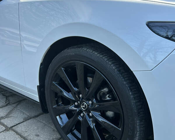 Белый Мазда 3, объемом двигателя 2.49 л и пробегом 152 тыс. км за 17800 $, фото 8 на Automoto.ua