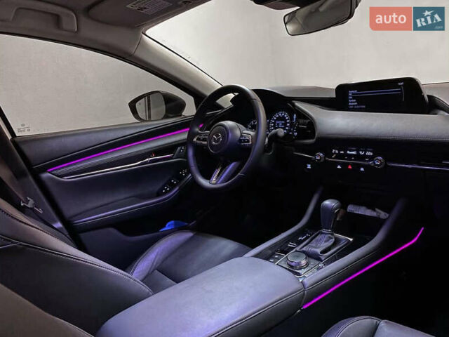 Белый Мазда 3, объемом двигателя 2.49 л и пробегом 65 тыс. км за 17999 $, фото 18 на Automoto.ua