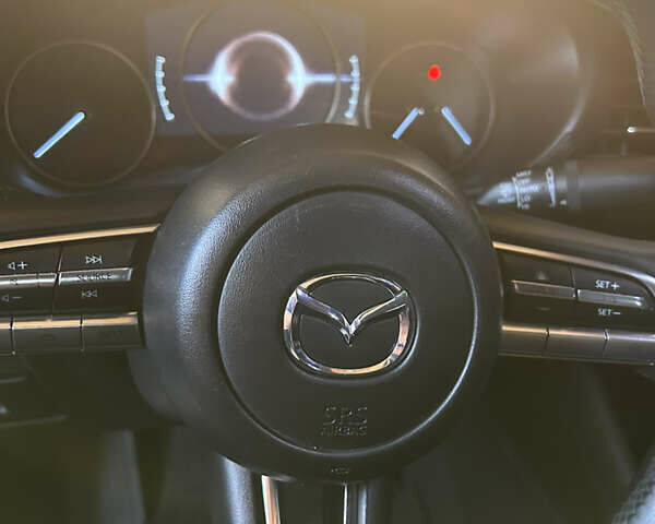 Белый Мазда 3, объемом двигателя 2.49 л и пробегом 152 тыс. км за 17800 $, фото 35 на Automoto.ua