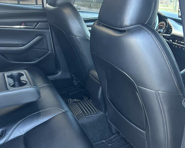 Белый Мазда 3, объемом двигателя 2.49 л и пробегом 152 тыс. км за 17800 $, фото 14 на Automoto.ua