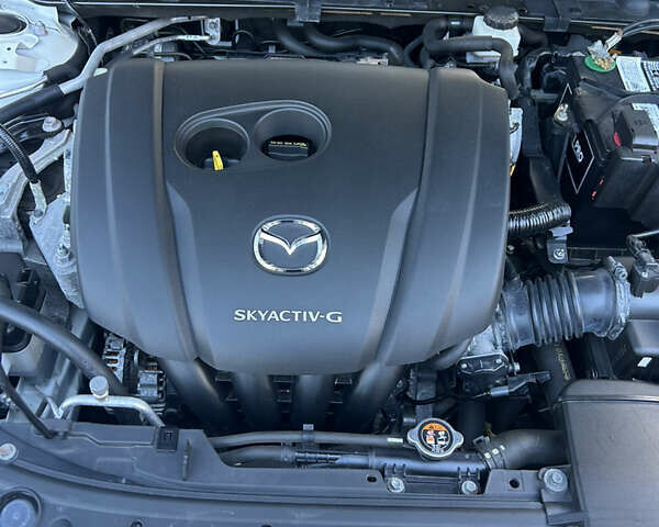 Белый Мазда 3, объемом двигателя 2.49 л и пробегом 152 тыс. км за 17800 $, фото 25 на Automoto.ua