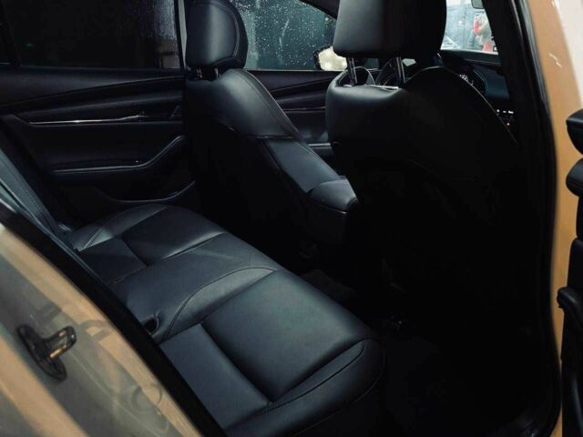 Белый Мазда 3, объемом двигателя 2.5 л и пробегом 140 тыс. км за 14300 $, фото 14 на Automoto.ua