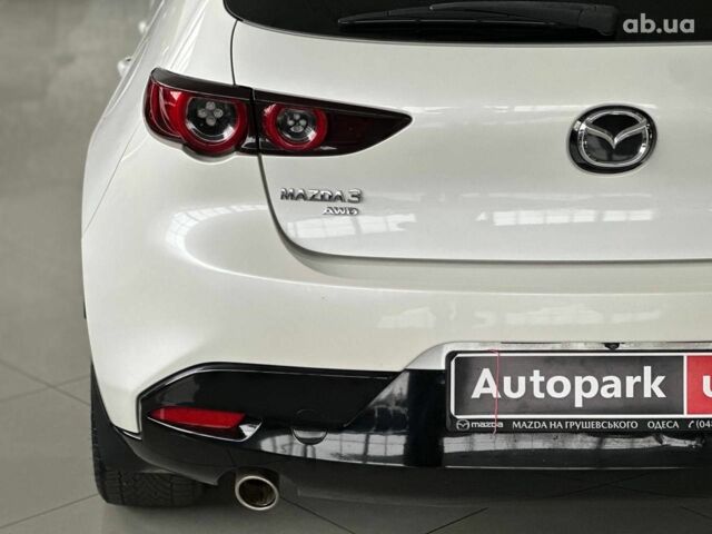 Белый Мазда 3, объемом двигателя 2.5 л и пробегом 57 тыс. км за 16440 $, фото 7 на Automoto.ua