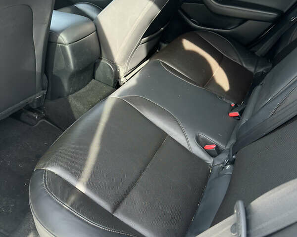 Белый Мазда 3, объемом двигателя 2.5 л и пробегом 180 тыс. км за 14500 $, фото 8 на Automoto.ua