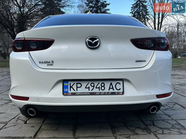 Белый Мазда 3, объемом двигателя 2.49 л и пробегом 152 тыс. км за 17800 $, фото 3 на Automoto.ua