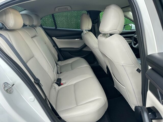 Білий Мазда 3, об'ємом двигуна 2.5 л та пробігом 76 тис. км за 16200 $, фото 11 на Automoto.ua