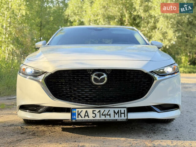 Белый Мазда 3, объемом двигателя 2.49 л и пробегом 72 тыс. км за 15500 $, фото 38 на Automoto.ua