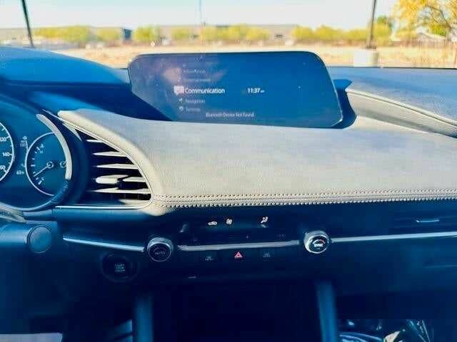 Белый Мазда 3, объемом двигателя 2.5 л и пробегом 29 тыс. км за 4000 $, фото 11 на Automoto.ua