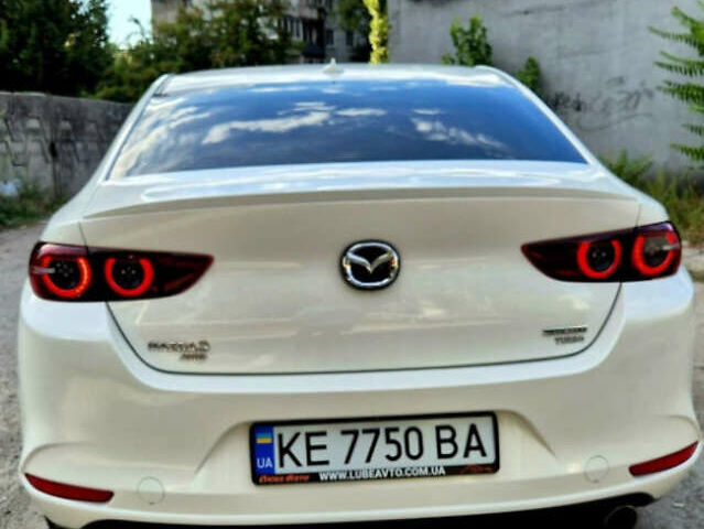 Белый Мазда 3, объемом двигателя 2.49 л и пробегом 84 тыс. км за 17800 $, фото 4 на Automoto.ua