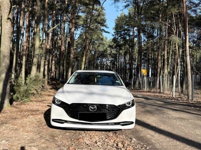 Белый Мазда 3, объемом двигателя 2.5 л и пробегом 49 тыс. км за 14000 $, фото 1 на Automoto.ua