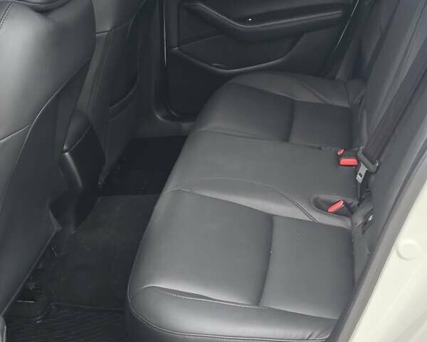 Белый Мазда 3, объемом двигателя 2.49 л и пробегом 140 тыс. км за 14950 $, фото 41 на Automoto.ua