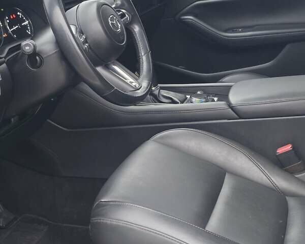 Белый Мазда 3, объемом двигателя 2.49 л и пробегом 140 тыс. км за 14950 $, фото 1 на Automoto.ua