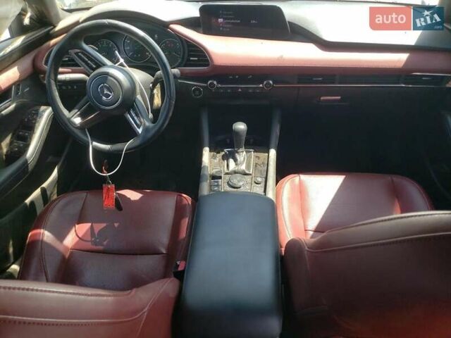 Білий Мазда 3, об'ємом двигуна 2.49 л та пробігом 22 тис. км за 2900 $, фото 7 на Automoto.ua