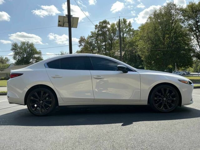 Белый Мазда 3, объемом двигателя 2.5 л и пробегом 24 тыс. км за 4100 $, фото 5 на Automoto.ua