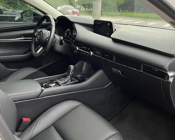 Білий Мазда 3, об'ємом двигуна 2.49 л та пробігом 24 тис. км за 22500 $, фото 25 на Automoto.ua