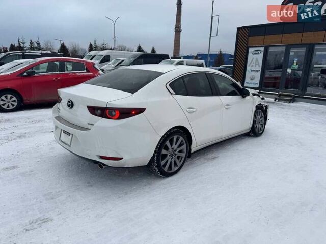 Белый Мазда 3, объемом двигателя 2.5 л и пробегом 69 тыс. км за 11300 $, фото 3 на Automoto.ua