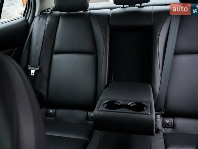 Білий Мазда 3, об'ємом двигуна 2.5 л та пробігом 106 тис. км за 16899 $, фото 24 на Automoto.ua