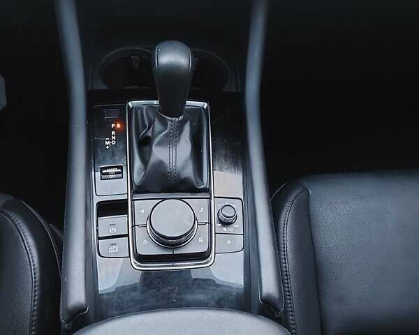 Белый Мазда 3, объемом двигателя 2.49 л и пробегом 18 тыс. км за 17800 $, фото 11 на Automoto.ua