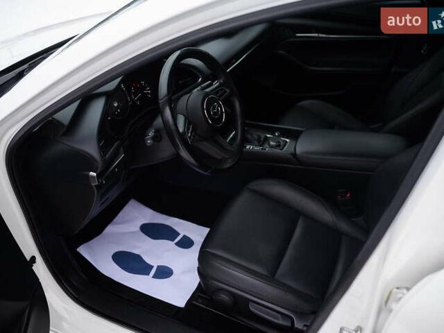 Білий Мазда 3, об'ємом двигуна 2.5 л та пробігом 106 тис. км за 16899 $, фото 20 на Automoto.ua