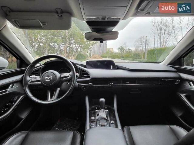 Белый Мазда 3, объемом двигателя 2.49 л и пробегом 18 тыс. км за 17800 $, фото 5 на Automoto.ua