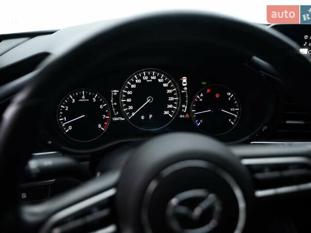 Білий Мазда 3, об'ємом двигуна 2.5 л та пробігом 106 тис. км за 16899 $, фото 12 на Automoto.ua