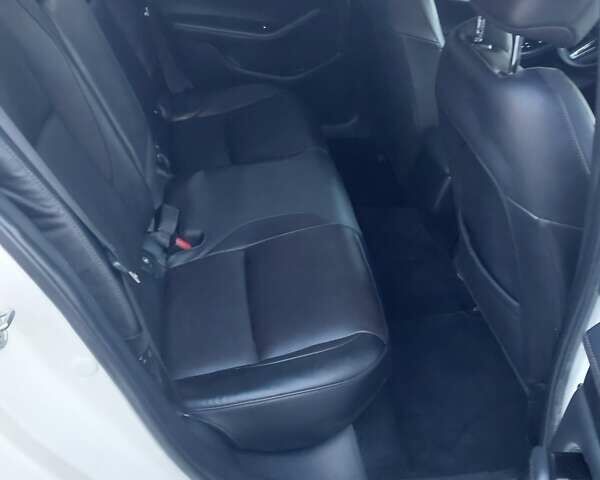 Белый Мазда 3, объемом двигателя 2.49 л и пробегом 18 тыс. км за 17800 $, фото 9 на Automoto.ua