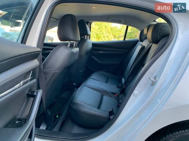 Белый Мазда 3, объемом двигателя 2.49 л и пробегом 6 тыс. км за 14500 $, фото 3 на Automoto.ua