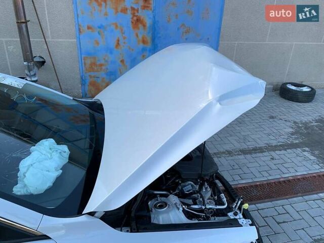 Белый Мазда 3, объемом двигателя 2.49 л и пробегом 6 тыс. км за 14500 $, фото 6 на Automoto.ua