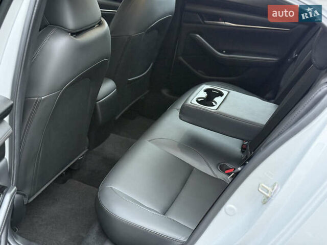 Білий Мазда 3, об'ємом двигуна 2.49 л та пробігом 5 тис. км за 24000 $, фото 14 на Automoto.ua
